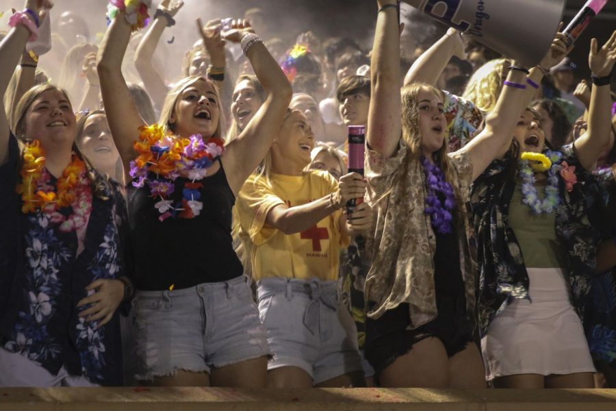 On September 13, varsity football won against Chanute 41-27 so the student section celebrated by throwing baby powder into the air. 